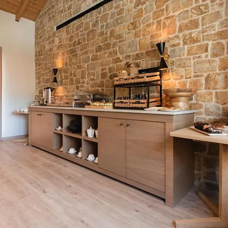 ホテル Revi Mountain Boutique 4*