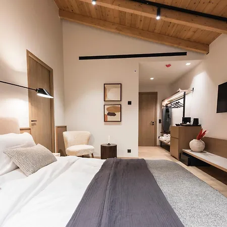 Revi Mountain Boutique Hotel 4*