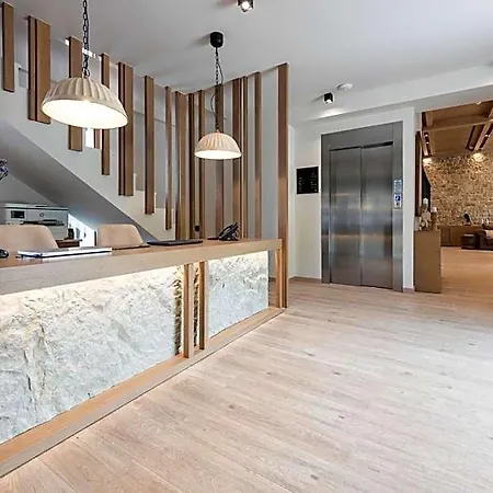 Hotel Revi Mountain Boutique Kalavryta