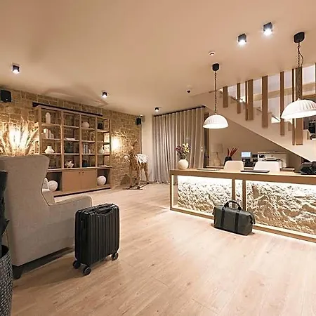 Revi Mountain Boutique Hotel 4*