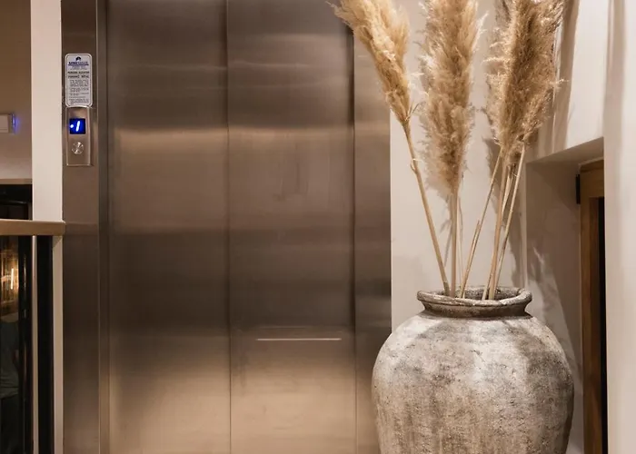 Revi Mountain Boutique